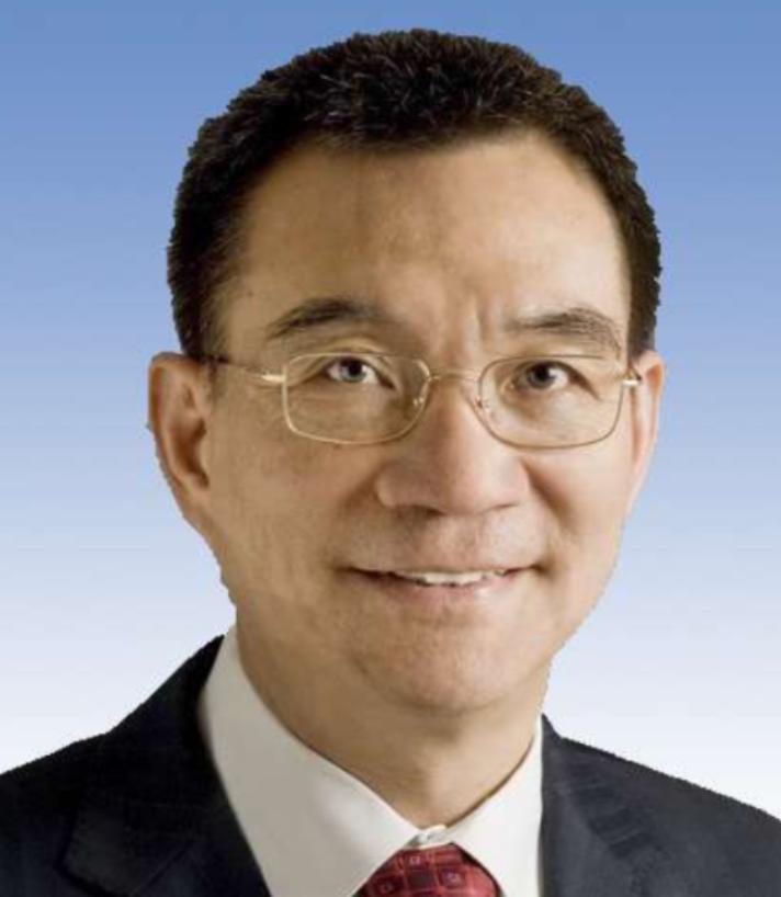 1979年，一名台湾连长冒死游泳横渡台湾海峡回到了大陆。让人意外的是，他的妻子在