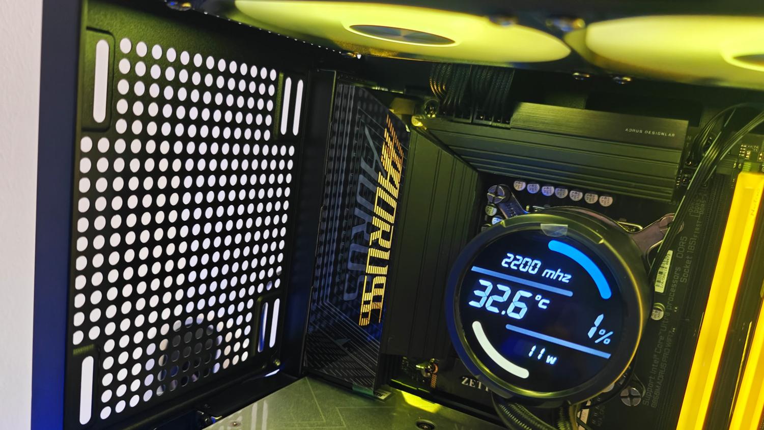 游戏办公两不误，酷睿Ultra 5 230F+RTX5060 Ti全能主机打造指南