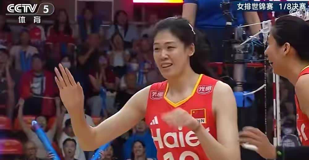 1：3负于法国队，中国球迷万万没想到中国女排八分之一决赛会是这种结局。早早结束了