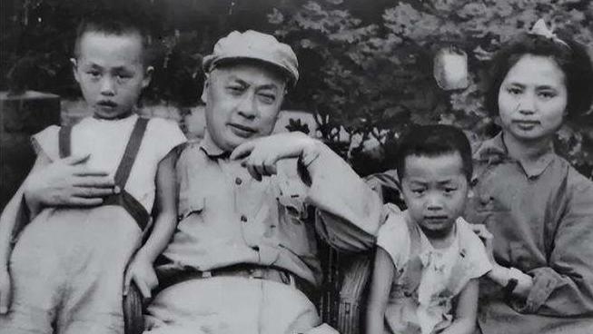 1972年，陈毅临终前嘱托王震：此人曾经要杀我，不要让他受委屈了
