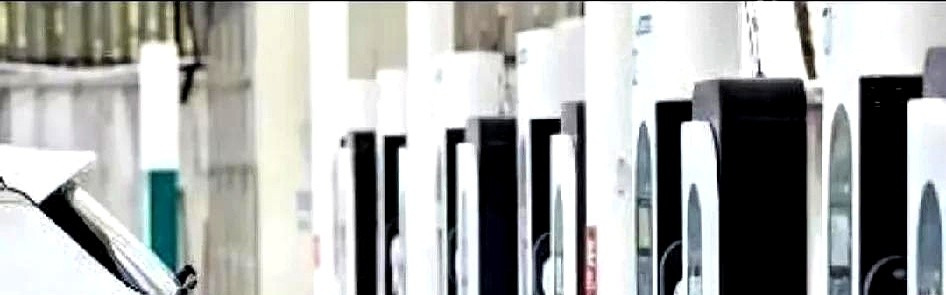 东南亚电动车卖疯了











谁能想到，东南亚的街头巷尾，现在最抢手