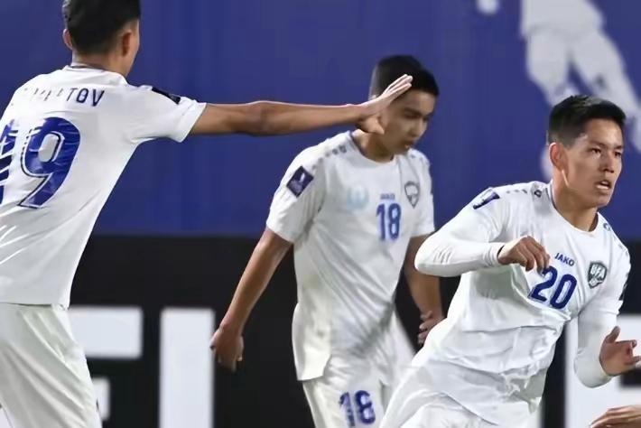 北京时间4月17日，U17亚洲杯半决赛赛程如下：
第一场22：00，沙特PK韩国