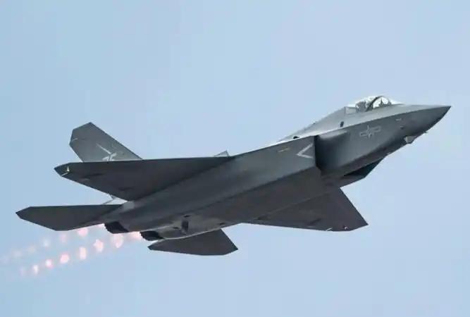 美国国会议员警告不要向印度出售F-35战机，因为印度飞行员训练不足。如果巴基斯坦