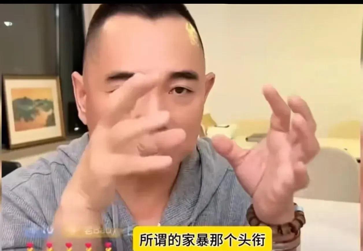李湘有过两段婚姻，第一段是嫁入豪门闪婚闪离，第二段才是和王岳伦结婚生下王诗龄。