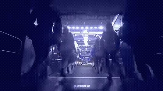 难道这个也要怪老美吗？
       为什么同样是啦啦队，人家就给人一种活力四射