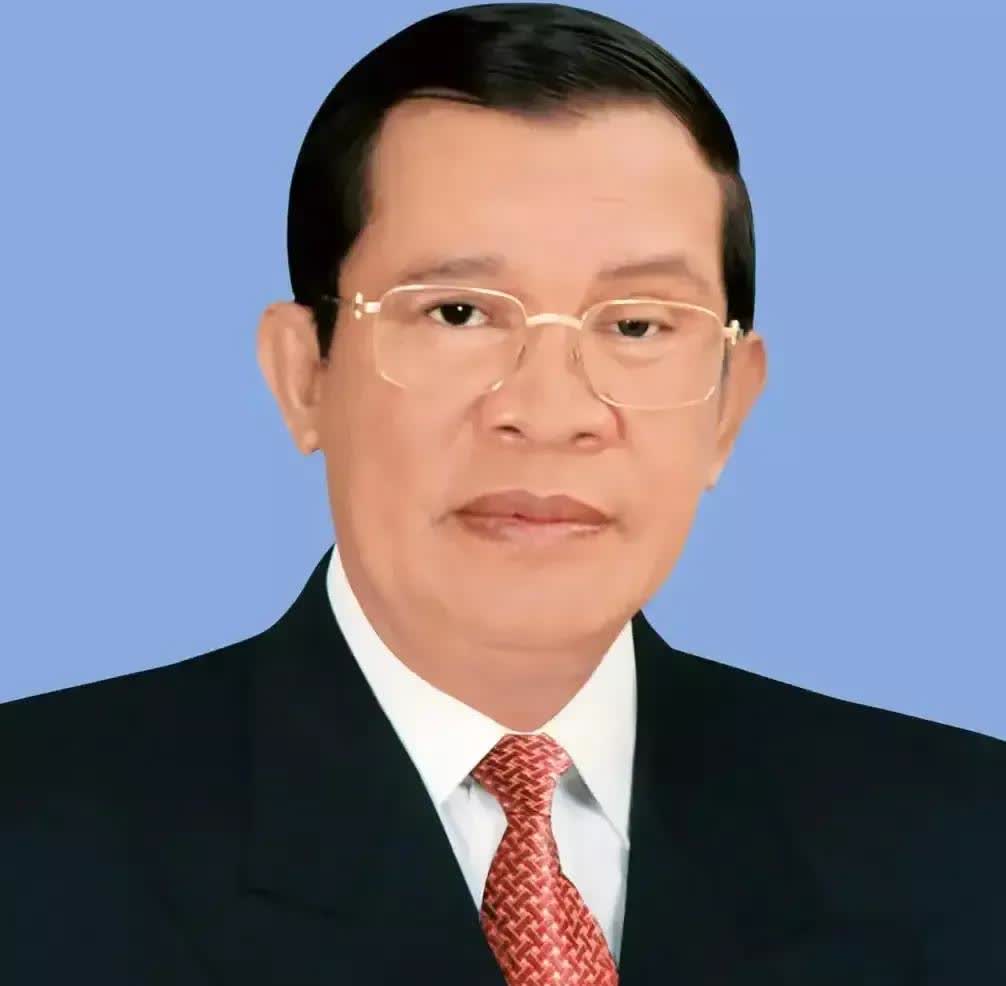 洪森父子难受了，路线基本一致，味道非常熟悉，这次挨泰国打，全世界大多数国家选择袖