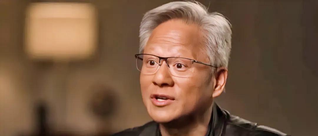 英伟达向中国供应的H20芯片不过是性能被阉割的符合美国政策的中国特供版
正如英伟
