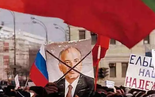 俄罗斯政府发表惊人言论：苏联仍存于世！普京亲自下令：恢复斯大林格勒…