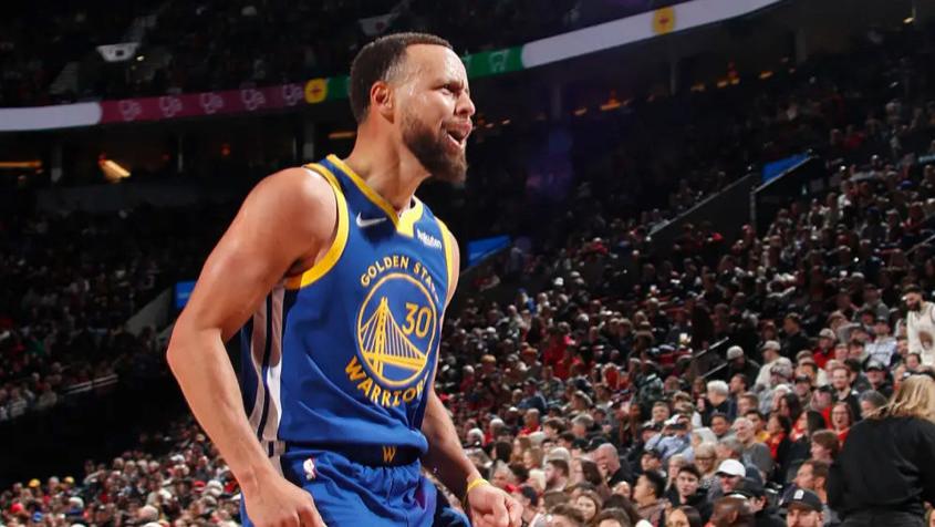 库里空砍48分，勇士遭开拓者三杀！勇士有两个问题很难彻底解决