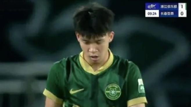 中超很难留住王钰栋了
上一场世界波，这一场直接左脚爆杆，实打实的纯个人能力展现，