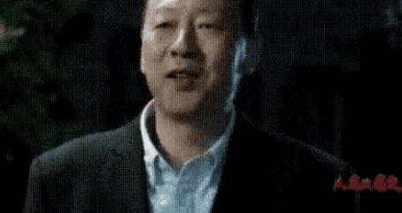 2017年，《人民的名义》大火，“陈清泉”扮演者侯来天，因为一句台词：“外语我得