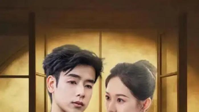 短剧《惊说好的白月光人设崩了》全网热播, 白月光人设崩塌背后的惊人真相