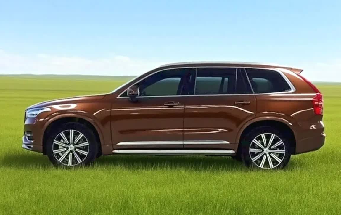 当2.0t发动机在草原驰骋的时候，
我相信沃尔沃的xc90前期的版本应该算是在
