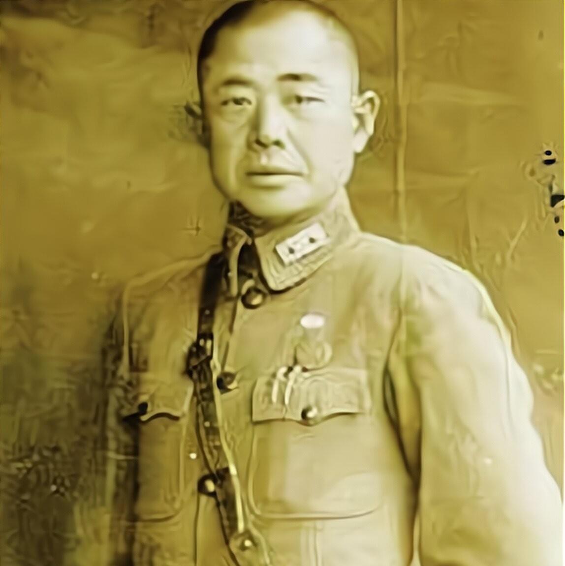 1948年9月，赋闲许久的陈明仁突然成了香饽饽，胡宗南、杜聿明、白崇禧都发出邀请