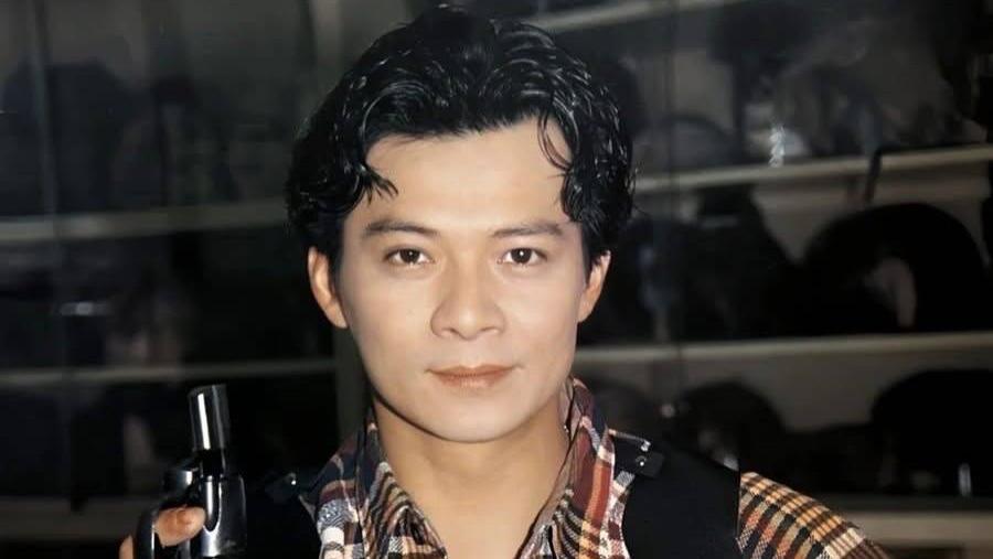 他是“世间最痴乔峰”：黄日华倾家荡产救发妻，不离不弃至死不渝