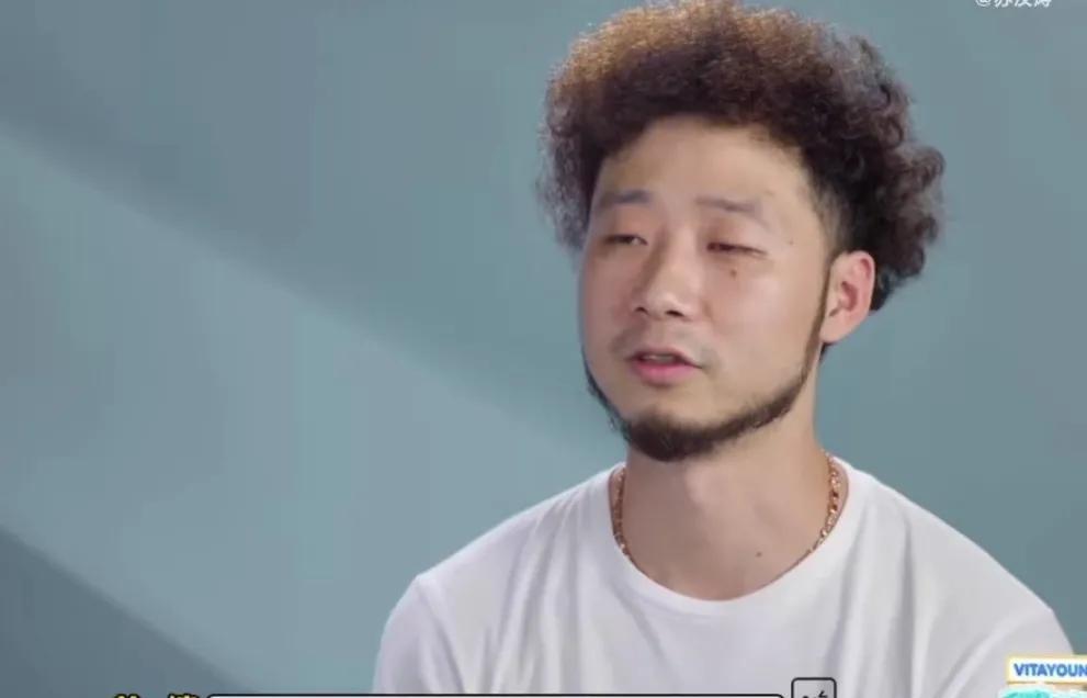救命！这是把《新说唱》搬进《变形记》了？笑到满地找头！
家人们谁懂啊！看《微笑一