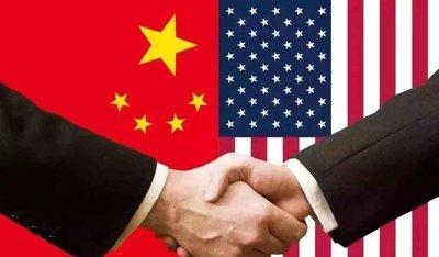 中美谈判结束，美商务部长面对记者越说越慌，暴露了特朗普的老底。中美谈判宣告落幕，