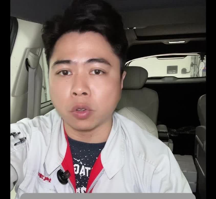 🎉就算装市井口音，单纯会吆喝有什么了不起？🤔长城汽车的魏总简直是国内汽车圈的