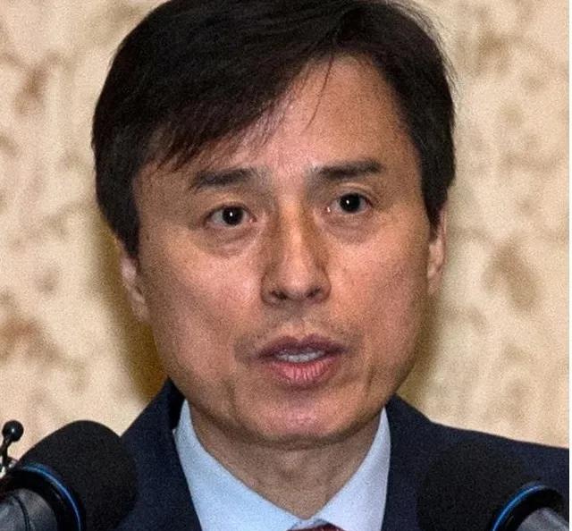 尹锡悦昔日同僚赵恩锡带领两百来号人调查团，扬言要在 17 0 天内让尹锡悦“内乱