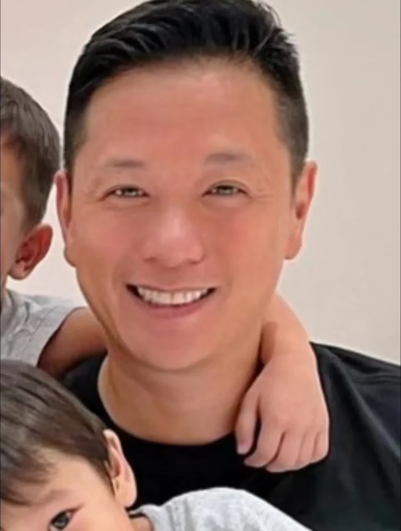 胡杏儿老公其实跟黄宗泽、罗志祥那些人差不多的面相，只是没那么好看而已。这男的还是