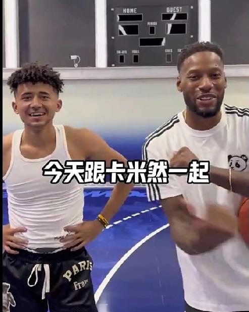 威姆斯和卡米然混一起打野球，深圳引进两个小外援后，他几乎和CBA无缘
我关注了很