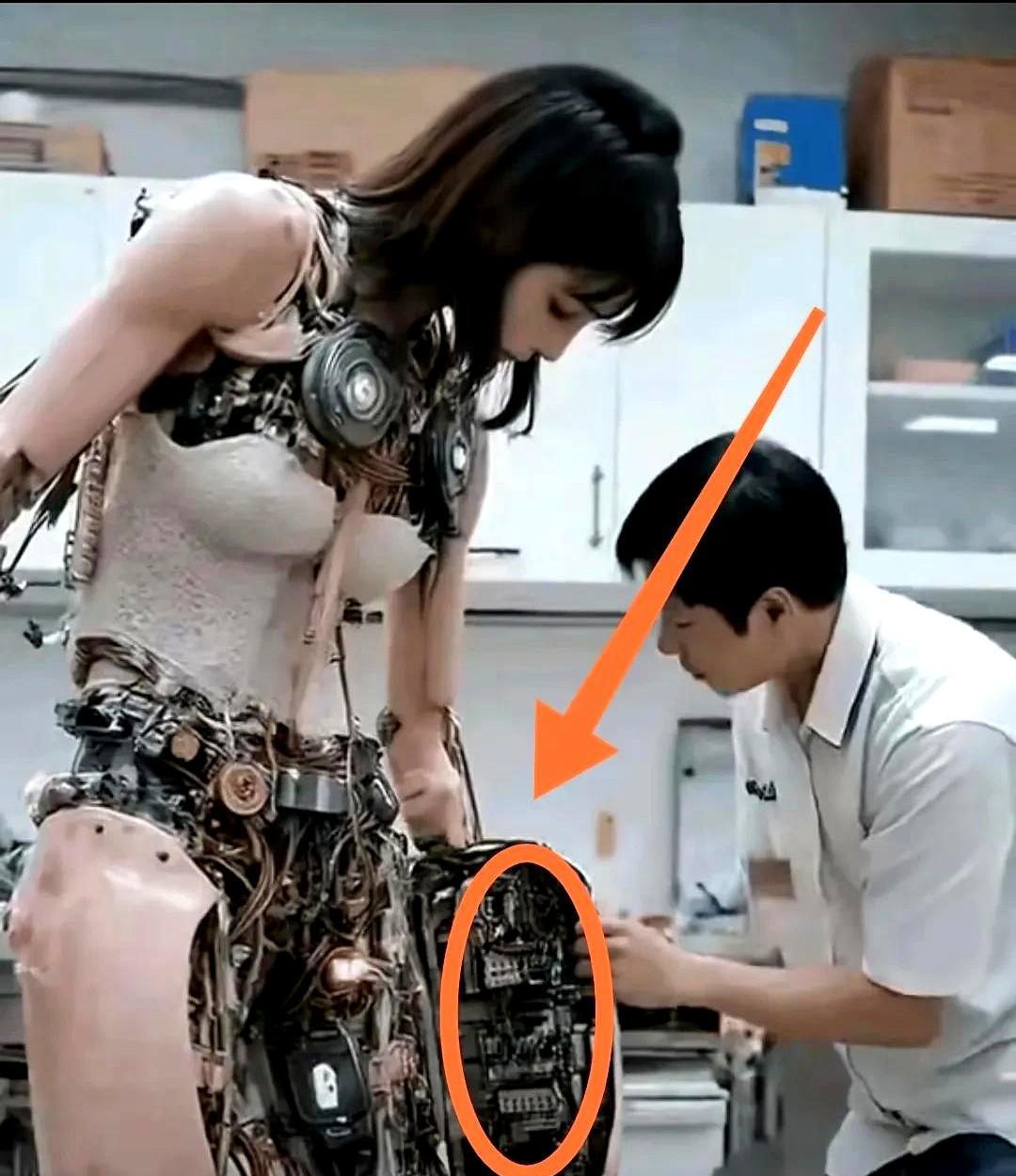 现在的机器人卷到离谱了！
深圳AI展上那俩仿生机器人，摸上去皮肤软fufu的，眨