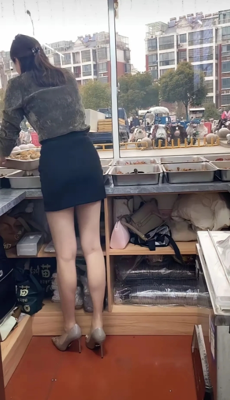 当上老板娘了气质就是不一样！