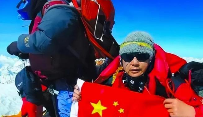 “中国人怎么了？我照样杀！”2013年退伍老兵张京川，在巴基斯坦山脉探险，突然遇