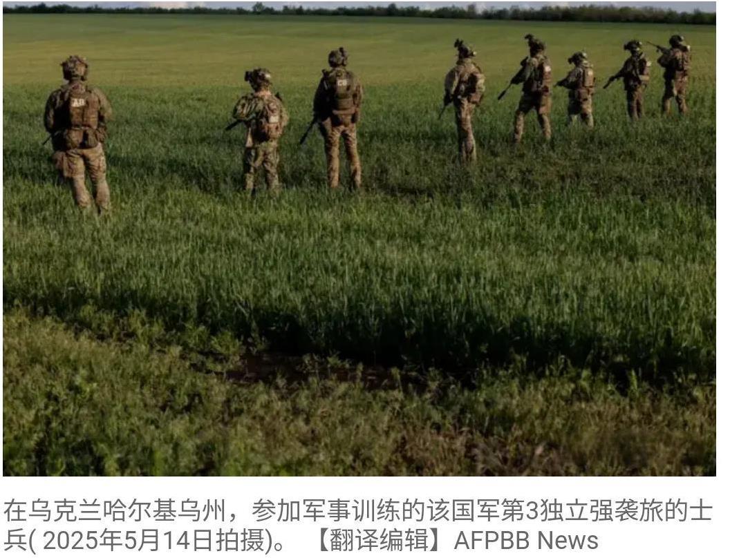 开战3年多以来乌克兰境内的男性已经快成为濒危物种了，所以那么多人想逃离乌克兰也不