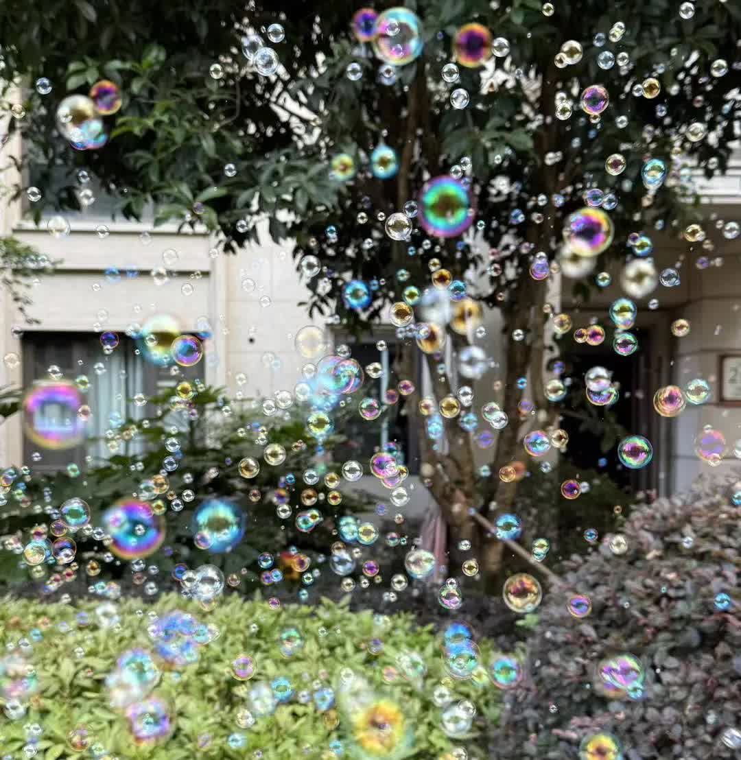 嘻嘻，[呲牙][呲牙][呲牙]
樊振东又赢了！
乒超联赛第二阶段，
上海地