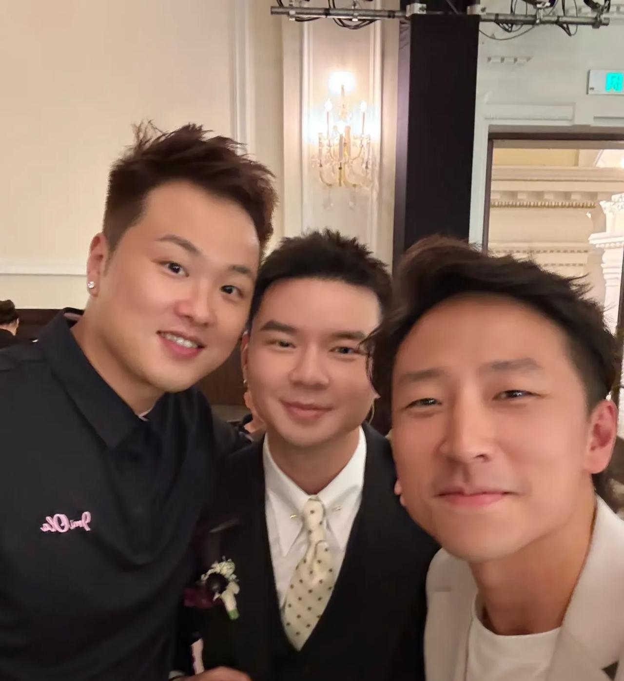 终于明白孟铎为什么敢在自己的访谈节目中重击广东宏远了！看看他强大的朋友圈人脉就明