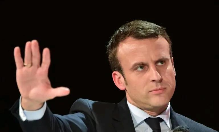 马克龙又打口水战！法国总统马克龙又宣布了，英法将出兵5万远征乌克兰，这是马克龙恐