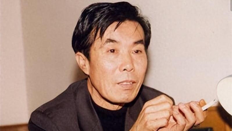 77岁何庆魁摊牌：不为亲儿子留一分钱