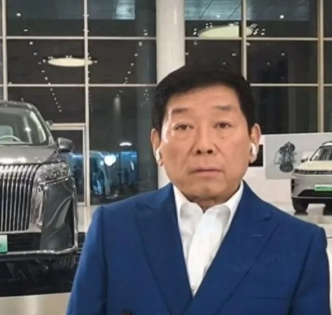 长城汽车魏建军说，长城汽车还达不到智能驾驶的维度。现在的低端智能驾驶汽车就是城市