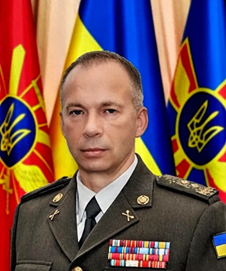 乌克兰要搞事？欧美军援又来了











乌克兰那边出大事了！乌军总司