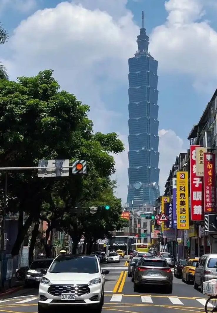 王毅外长表示台湾唯一称谓就是中国台湾省！大家以前怕就怕以后在台湾搞什么“一国两制