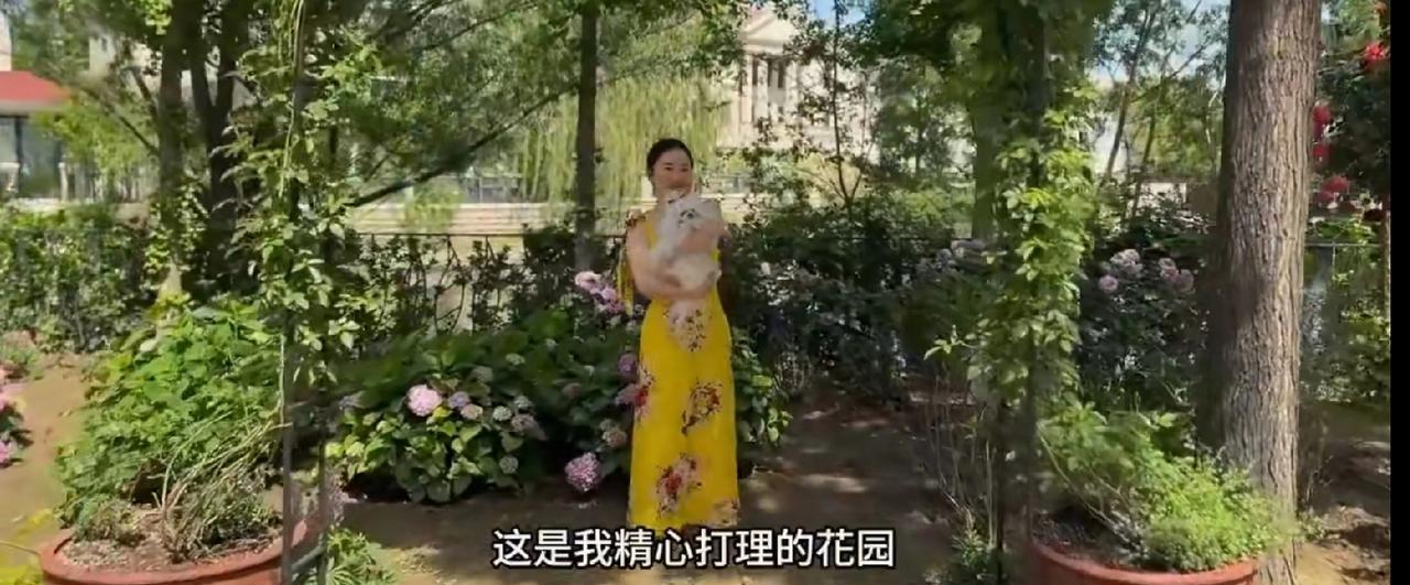 霍思燕退圈当“花农”？北京五亩庄园似景区，背后藏着孤独
霍思燕近年鲜少拍戏，常晒