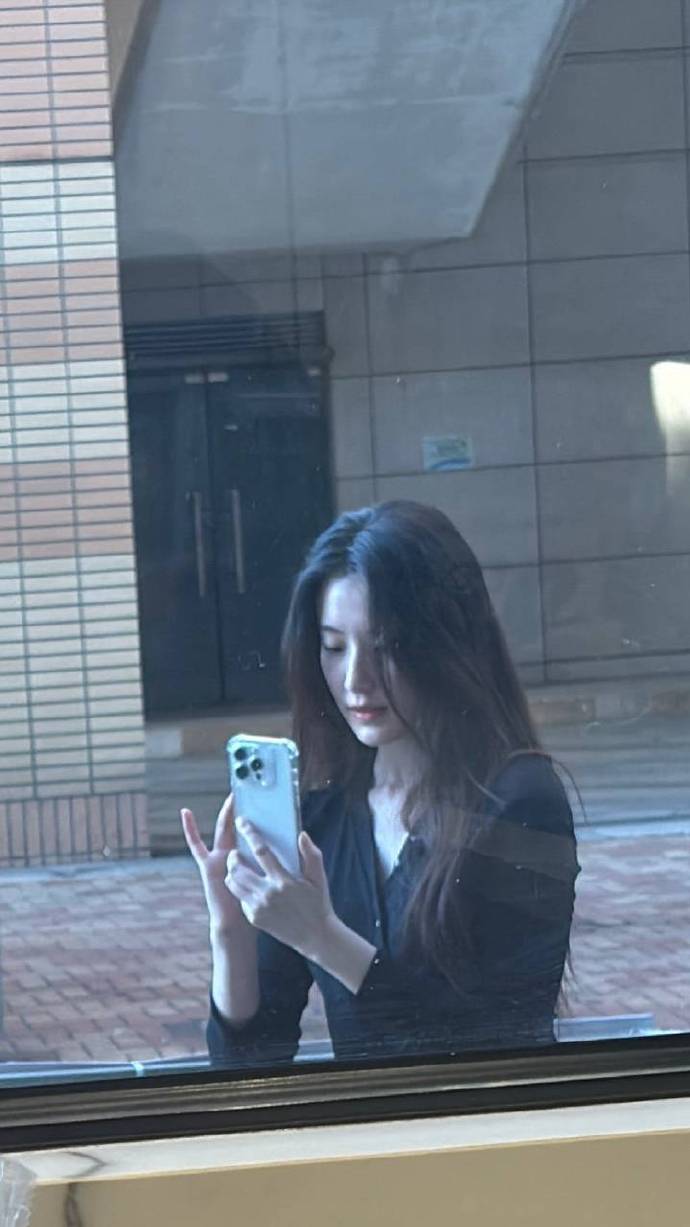 叶舒华是我见过最标致的美女