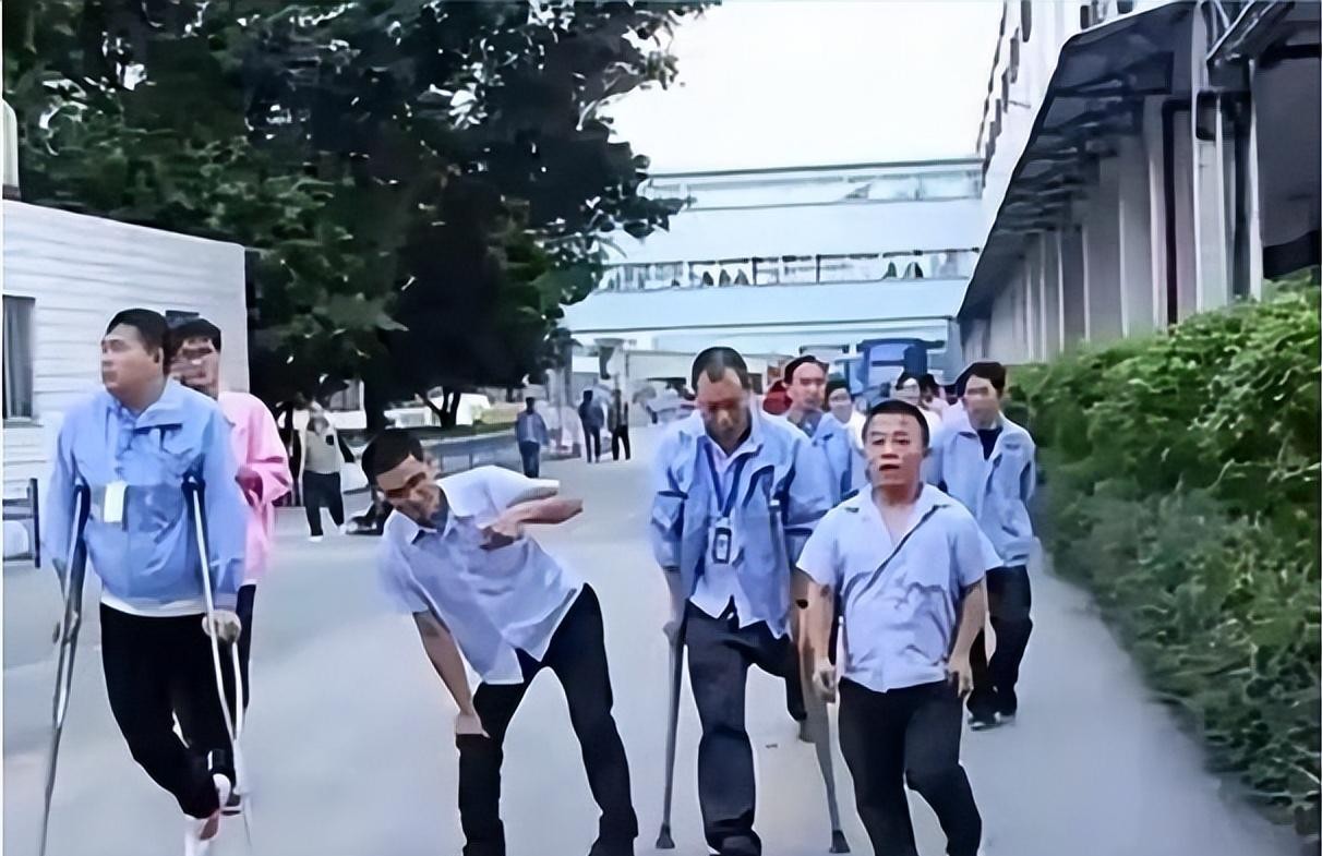 白象方便面三分之一员工是残疾人



你有没有想过，你吃的白象方便面，可能是残疾