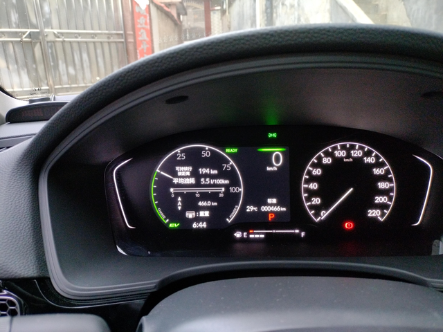 思域油耗多少啊
提车到今天11天，加了310块油，8.1一升，这个油耗下不来啊，