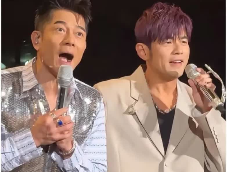 大家不要再羡慕郭富城了，
我们永远不可能成为他，
仅这一个条件，大多数人都无