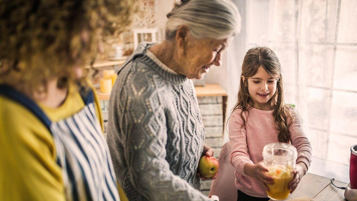 人过60，不要逢人就说这6句话，会被嫌弃、讨厌，少说家庭有福气