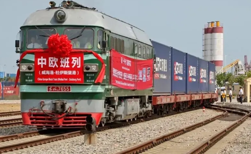 这几天中欧班列滞停白俄罗斯，原因是波兰关闭通道，中国多次交涉，效果不理想。仁君东