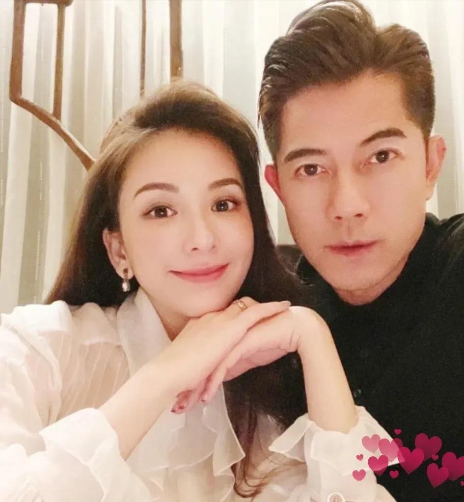 郭富城宣布他的小娇妻方媛喜怀三胎后，网友们就开始调侃，熊黛林又睡不着了、想不通了