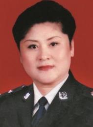 1988年郑州，漂亮女子被塞进出租车。



那是1988年，改革开放的浪潮席卷
