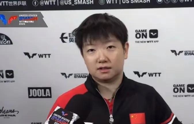 莎莎的父母很伟大，能支持她的兴趣爱好。
以孙颖莎公务员家庭是不愿孩子走文体路，又