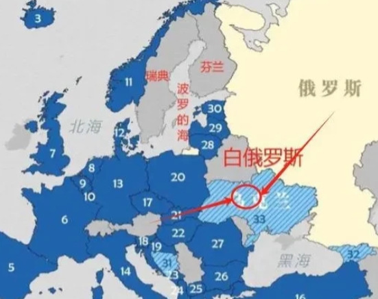 为什么欧洲非得死撑乌克兰？原因很简单：一旦这场战火在乌克兰熄灭，接下来可能就轮到