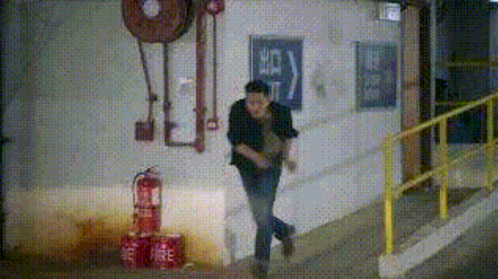 到后面大结局的剧情，一般都是很容易出现降智的行为。哎，怎么说你好呢编剧啊编剧……