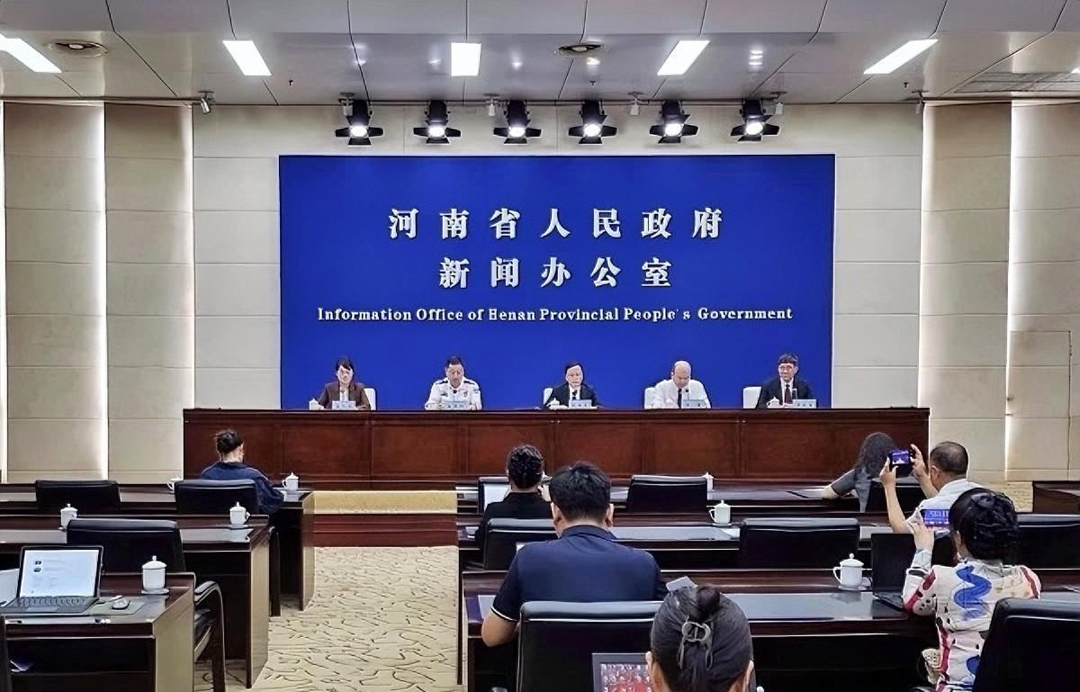 严查违规吃喝！河南省委表态
6月10日，河南省委党的建设工作领导小组扩大会议召开