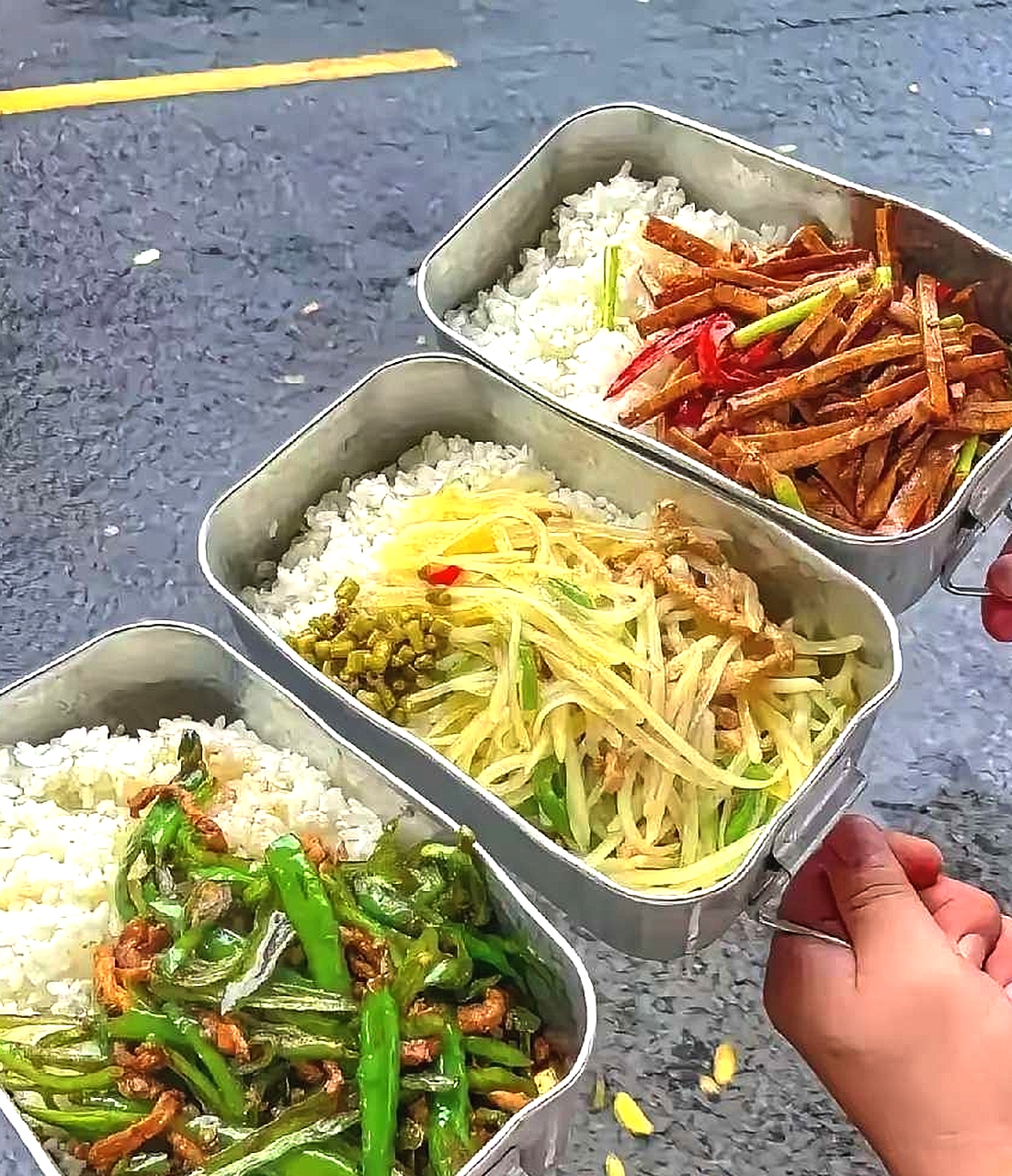 各位，如果你在饥饿的状态下，你选择那碗？